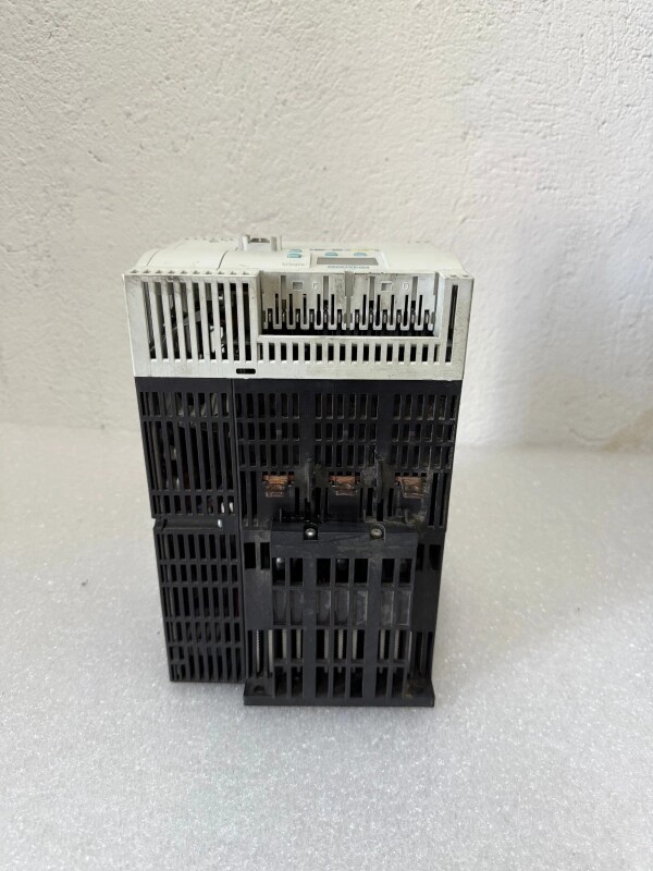 Siemens Sirius 3RW4422-1BC44 , 3RW4 422-1BC44 AC Semiconductor Motor Starter - 1