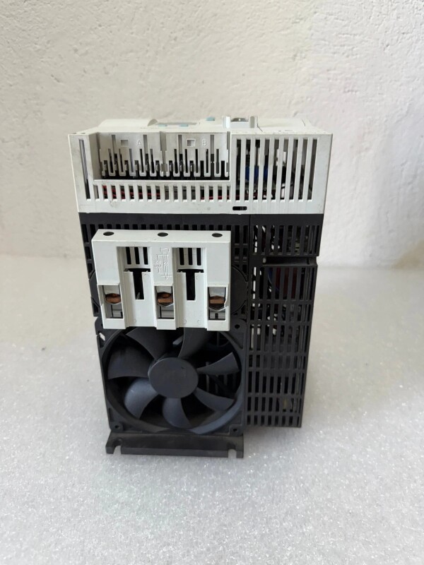 Siemens Sirius 3RW4422-1BC44 , 3RW4 422-1BC44 AC Semiconductor Motor Starter - 3