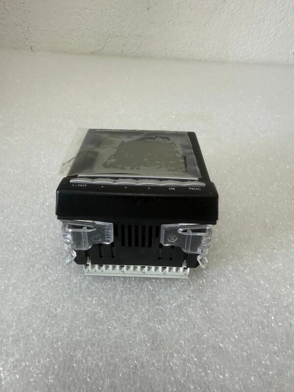 SOCOMEC MULTI-FUNCTION-METER DIRISA-30 48250403 - 4