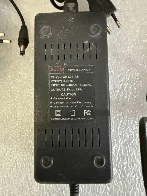SOUTH S86 – Sistem GPS RTK - Defect - 6