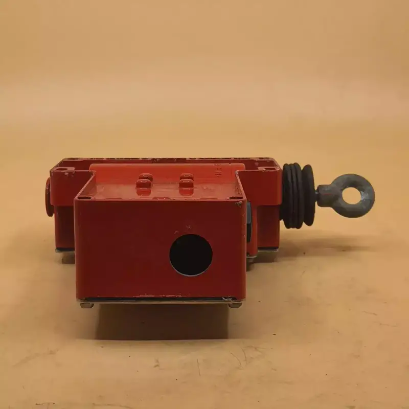 Telemecanique XY2-CE2A250 Comutator Oprire de Urgenta - 5