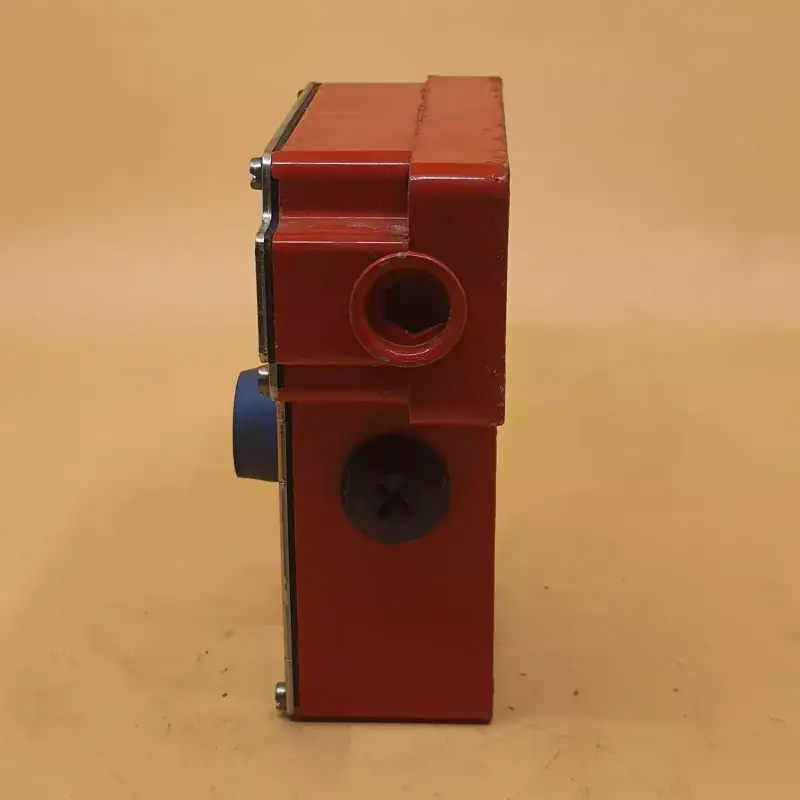 Telemecanique XY2-CE2A250 Comutator Oprire de Urgenta - 4