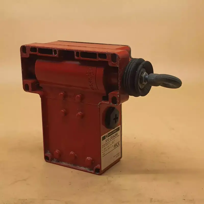 Telemecanique XY2-CE2A250 Comutator Oprire de Urgenta - 3