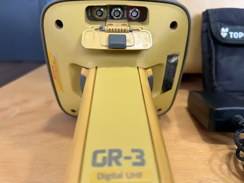 Topcon GR3 Digital UHF GNSS , GPS, GLONASS and GNSS - 5