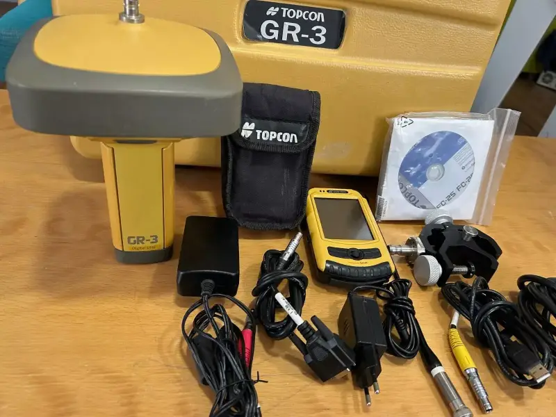 Topcon GR3 Digital UHF GNSS , GPS, GLONASS and GNSS - 2
